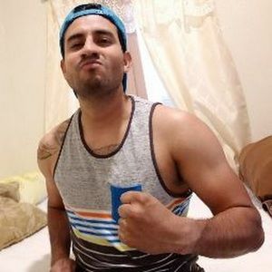 Meet your Posher, Emmanuel